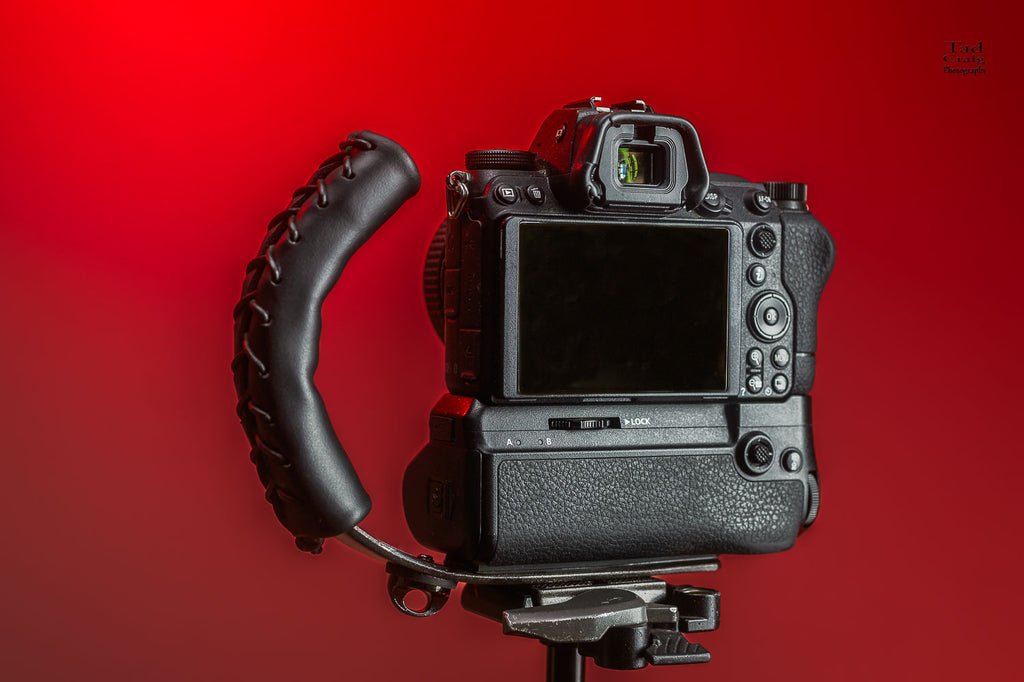 Get TWO Handles on Your Two Cameras (UNIVERSAL PLATE, Two Handles ...